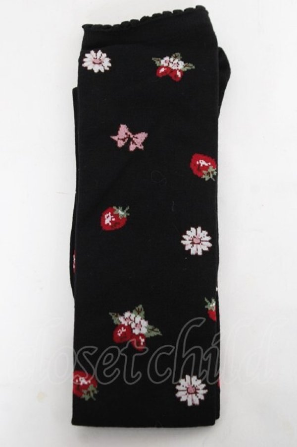 画像1: BABY, THE STARS SHINE BRIGHT / Juicy Strawberry Memor柄オーバーニーソックス 22〜24 クロ Y-26-03-01-063-BA-ZA-IG-ZY (1)