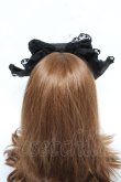 画像3: Angelic Pretty / レースハートチャームくるりんカチューシャ  黒 Y-26-03-01-083-AP-AC-SZ-ZY (3)