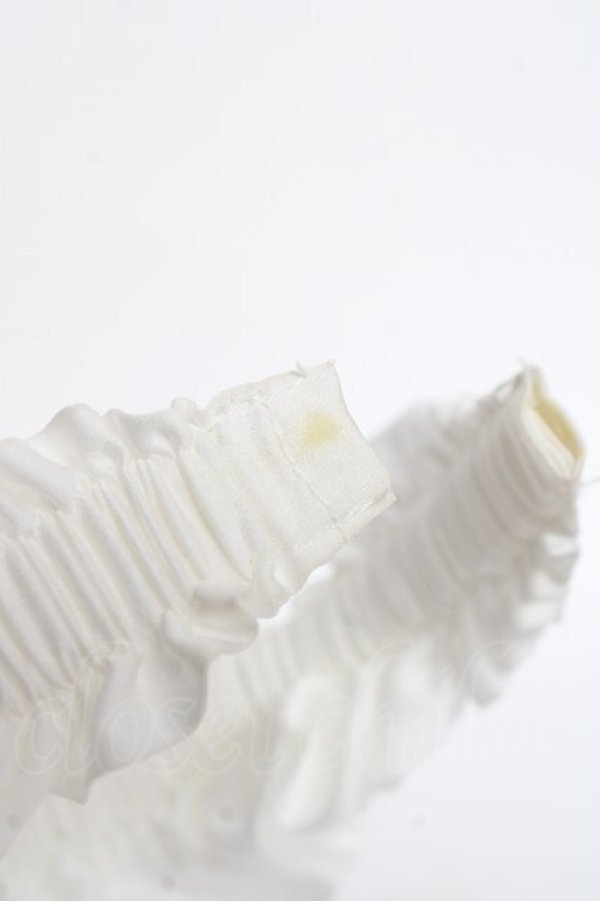 画像5: Fickle Bebe / サテンフリルカチューシャ  白 Y-26-03-01-085-0-AC-SZ-ZY (5)