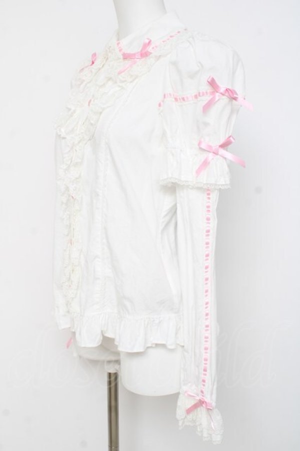 画像2: Angelic Pretty / リリカルバニーレースはしごリボン付け袖ブラウス  白 Y-26-03-01-131-AP-BL-SZ-ZY (2)