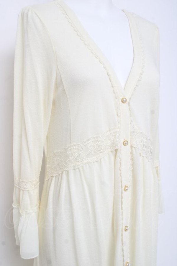 画像3: axes femme / 裾レース透かしデザインカーデ  生成り Y-26-03-01-145-AX-TO-SZ-ZY (3)