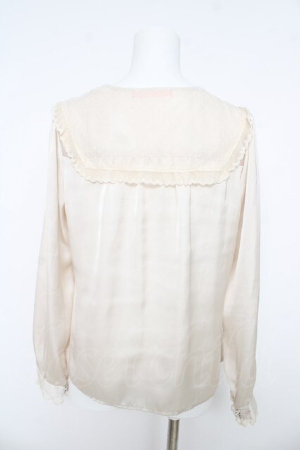 画像3: F i.n.t / レースセーラー襟サテンブラウス  生成り Y-26-03-03-042-CA-BL-SZ-ZY (3)