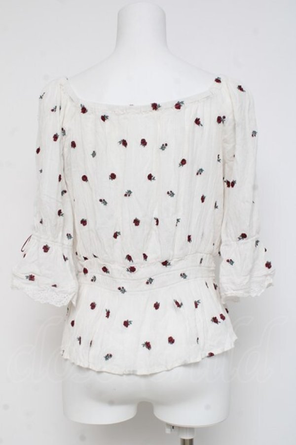 画像2: axes femme / ミニローズ刺繍ブラウス  白 Y-26-03-06-072-AX-BL-SZ-ZY (2)