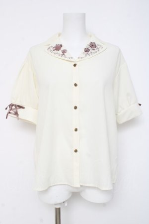 画像: axes femme / 【美女と野獣】刺繍ブラウス  生成り Y-26-03-06-074-AX-BL-SZ-ZY
