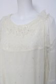 画像3: axes femme / フラワーレース半袖シフォントップス  生成り Y-26-03-06-101-AX-TO-SZ-ZY (3)