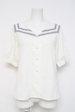 画像: F i.n.t / レースライン使いセーラーブラウス F オフホワイト Y-26-03-06-117-CA-BL-SZ-ZY