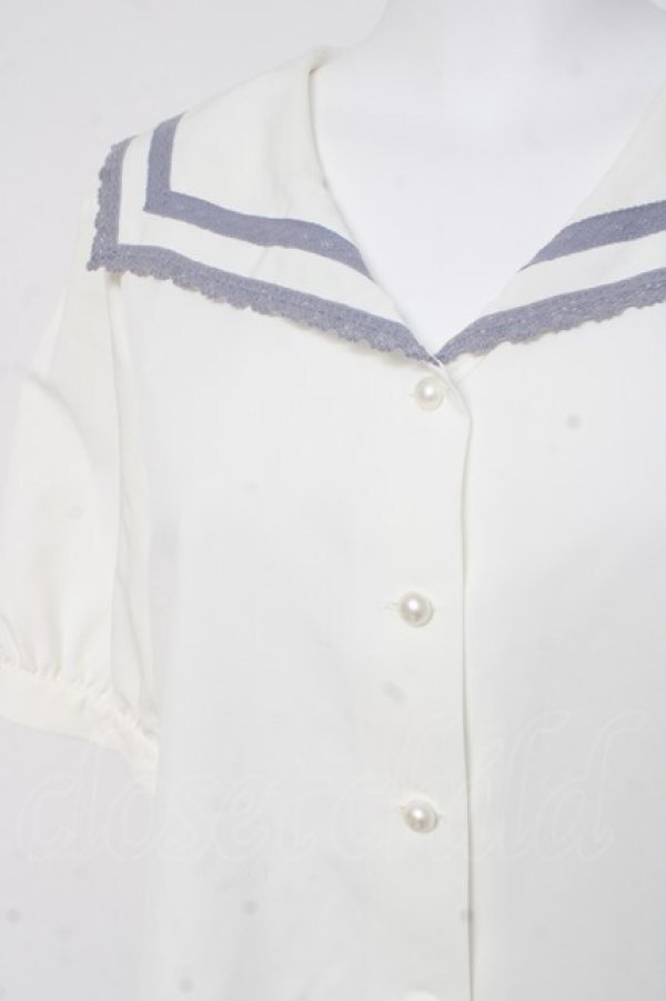 画像3: F i.n.t / レースライン使いセーラーブラウス F オフホワイト Y-26-03-06-117-CA-BL-SZ-ZY (3)