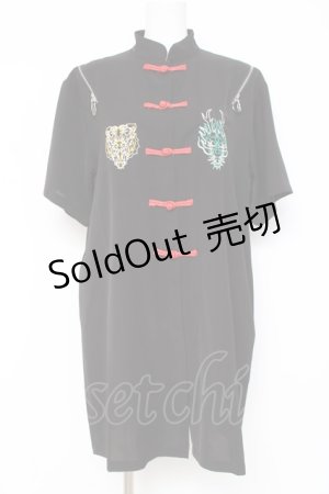 画像: LISTEN FLAVOR / 刺繍入りチャイナシャツ  黒 Y-26-03-06-126-PU-BL-SZ-ZY