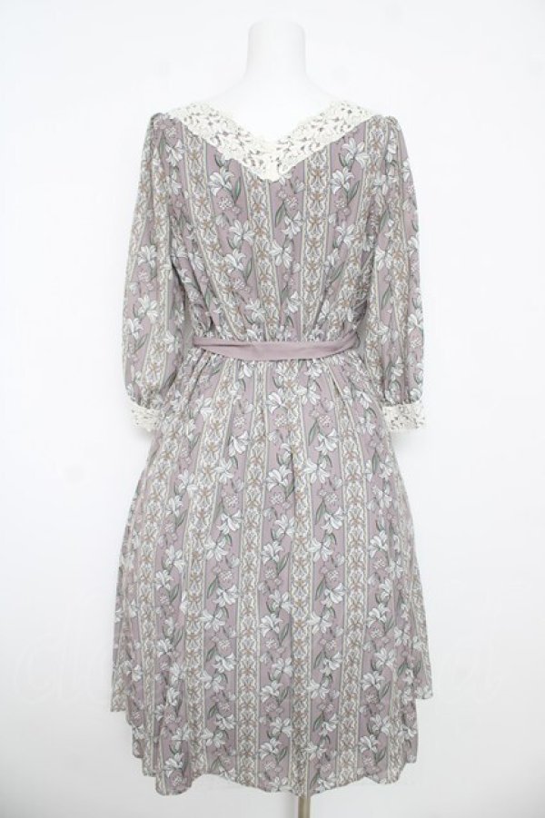 画像2: axes femme / リリー柄ワンピース  ピンク Y-26-03-06-175-AX-OP-SZ-ZY (2)