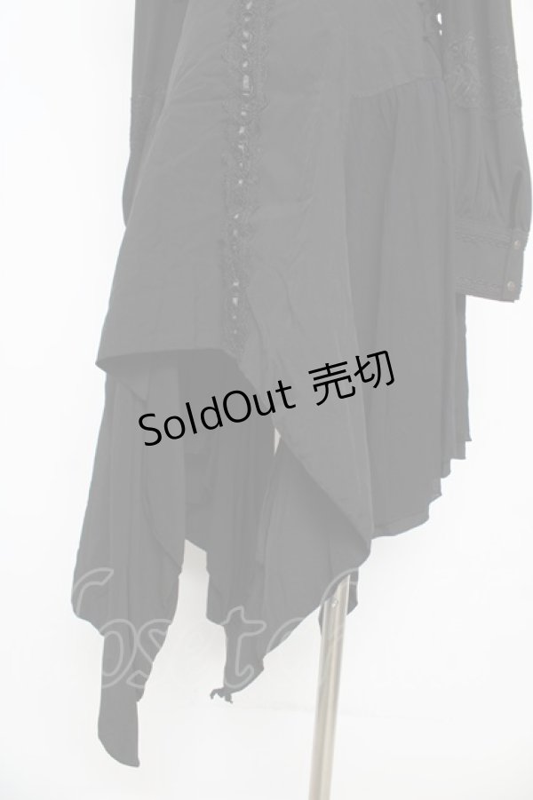 画像4: Ozz oneste / レース付き肩開きロングシャツワンピース  黒 Y-26-03-06-222-OO-OP-SZ-ZY (4)