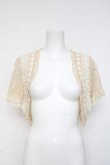 画像1: axes femme / ブローチ付きレースボレロ M 生成り Y-26-03-09-060-AX-TO-SZ-ZY (1)