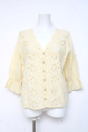 画像: axes femme / スカラップ刺繍プルブラウス M イエロー Y-26-03-09-074-AX-BL-SZ-ZY