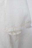 画像4: Amavel / Cherry刺繍入り配色リボンタイ付半袖ブラウス F 白 Y-26-03-09-100-CA-BL-SZ-ZY (4)