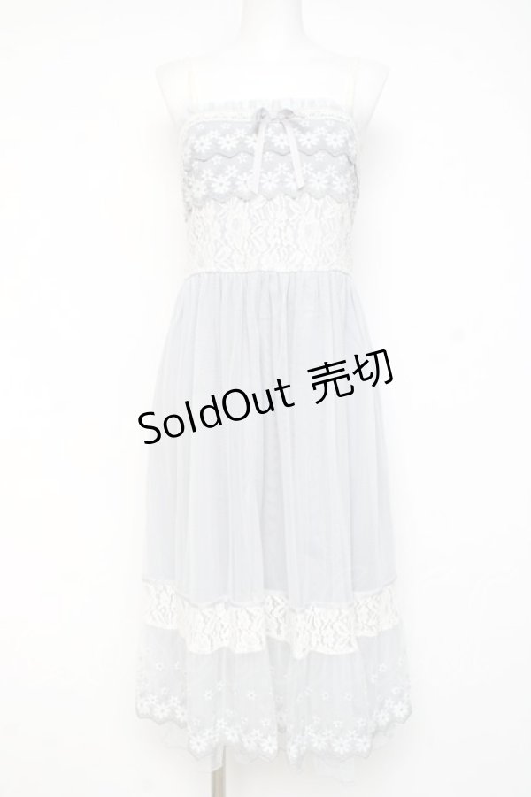 画像1: axes femme / お花チュール使いワンピース  サックス Y-26-03-09-194-AX-OP-SZ-ZY (1)