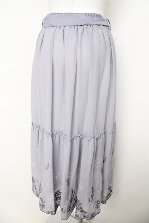 画像2: axes femme / マリンフラワー裾刺繍スカート F サックス Y-26-03-11-113-AX-SK-SZ-ZY (2)