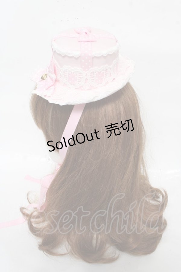 画像2: Angelic Pretty / Airy Heart プレゼントリボンミニハット  ピンク Y-26-03-12-039-AP-AC-SZ-ZS (2)