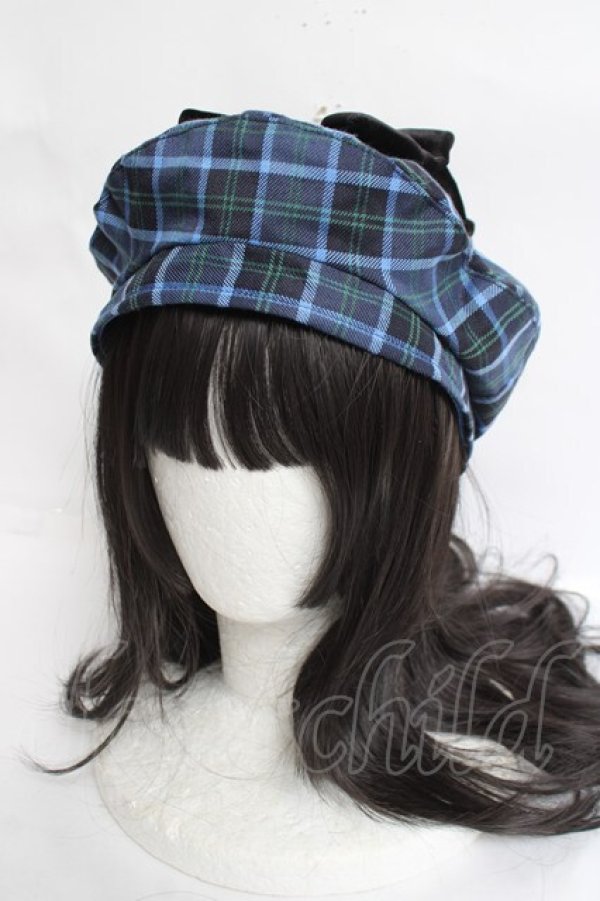 画像2: axes femme kawaii / タータンチェックベレー帽  ブルー Y-26-03-16-060-AX-AC-SZ-ZY (2)