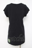 画像2: HYSTERIC GLAMOUR / APPLE GIRL 半袖Tシャツ F ブラック Y-26-03-16-128-PU-TO-SZ-ZY (2)