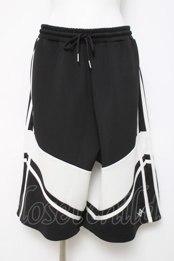画像1: REFLEM / BIGジャージハーフパンツ F ブラック/ホワイト Y-26-03-16-159-PU-PA-SZ-ZY (1)