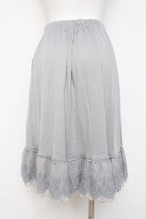 画像2: axes femme / レース重ねペチスカート M グレー Y-26-03-16-190-AX-SK-SZ-ZY (2)