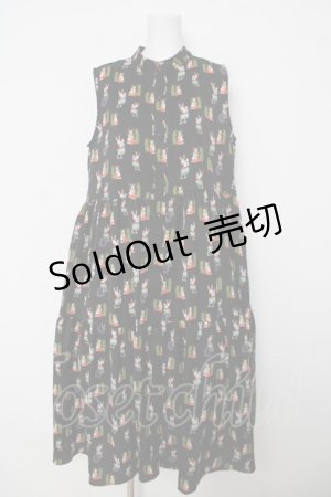 画像: axes femme / 前ボタンノースリワンピース F 黒 Y-26-03-18-106-AX-OP-SZ-ZY