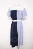 画像2: axes femme / ストライプ切替シャツワンピース F 紺 Y-26-03-18-114-AX-OP-SZ-ZY (2)