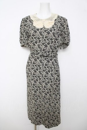 画像: INGEBORG / バラ柄襟レースワンピース F オフ×黒 Y-26-03-18-156-LO-OP-SZ-ZY