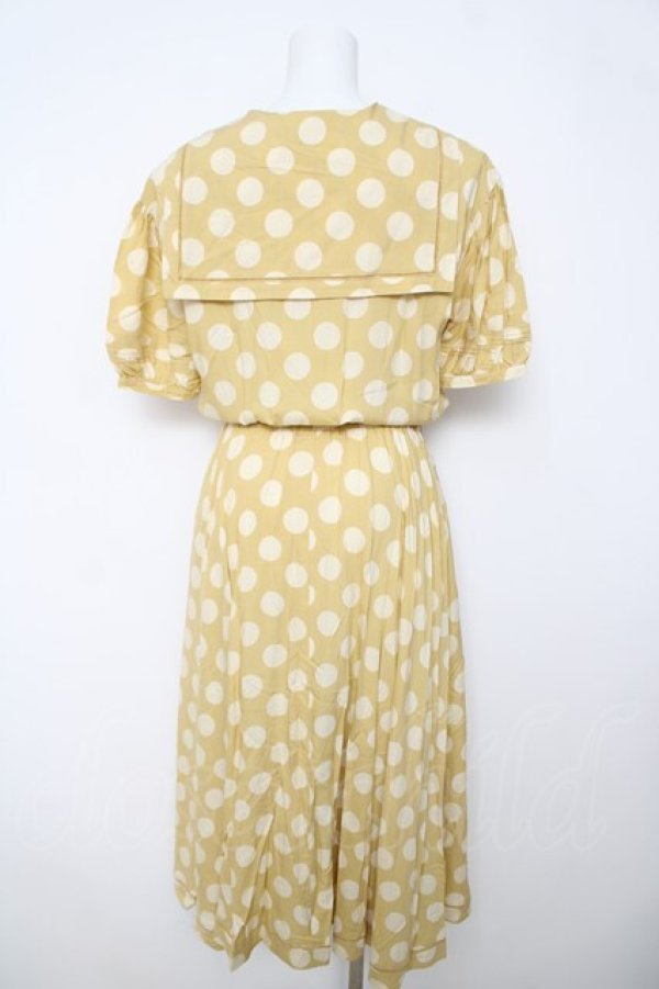 画像2: INGEBORG / セーラー襟水玉柄ワンピース  イエロー Y-26-03-18-157-LO-OP-SZ-ZY (2)