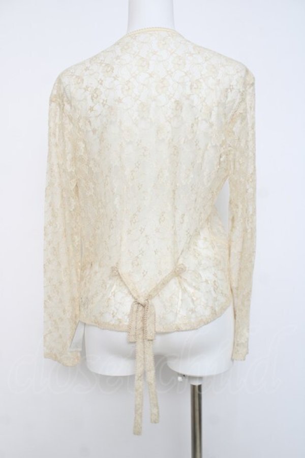 画像2: KANEKO ISAO / 総レース身頃ピンタックブラウス  生成り Y-26-03-20-044-EL-BL-SZ-ZY (2)