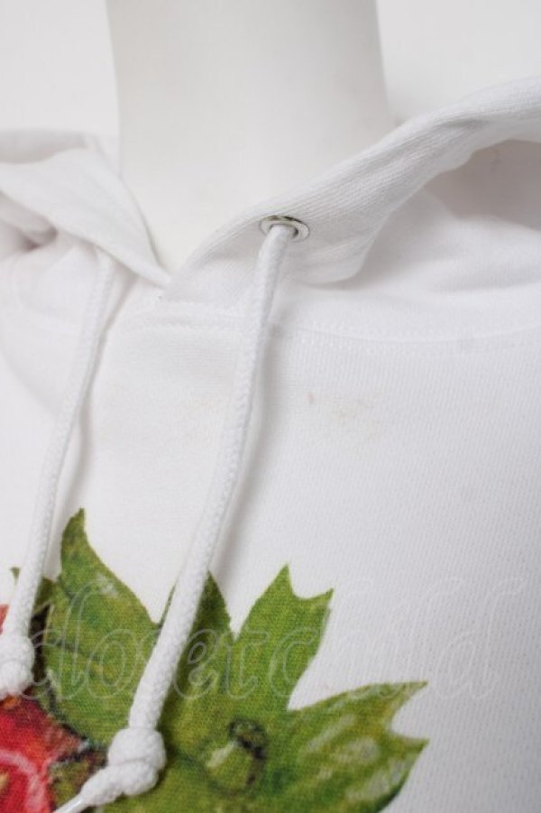 画像2: Emily Temple cute / Creamy StrawberryBIGトレーナー  白 Y-26-03-20-068-ET-TO-SZ-ZY (2)