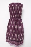 画像2: axes femme / ブローチ付きオーナメント柄ワンピース M 紫 Y-26-03-20-080-AX-OP-SZ-ZY (2)