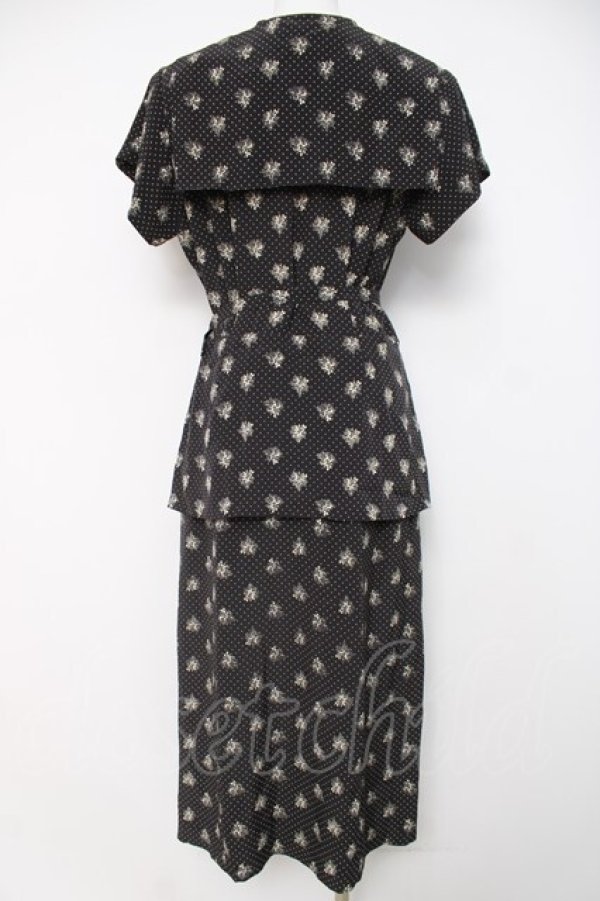 画像3: INGEBORG / ドット×ブーケ柄セーラーワンピース F 黒 Y-26-03-20-111-LO-OP-SZ-ZY (3)