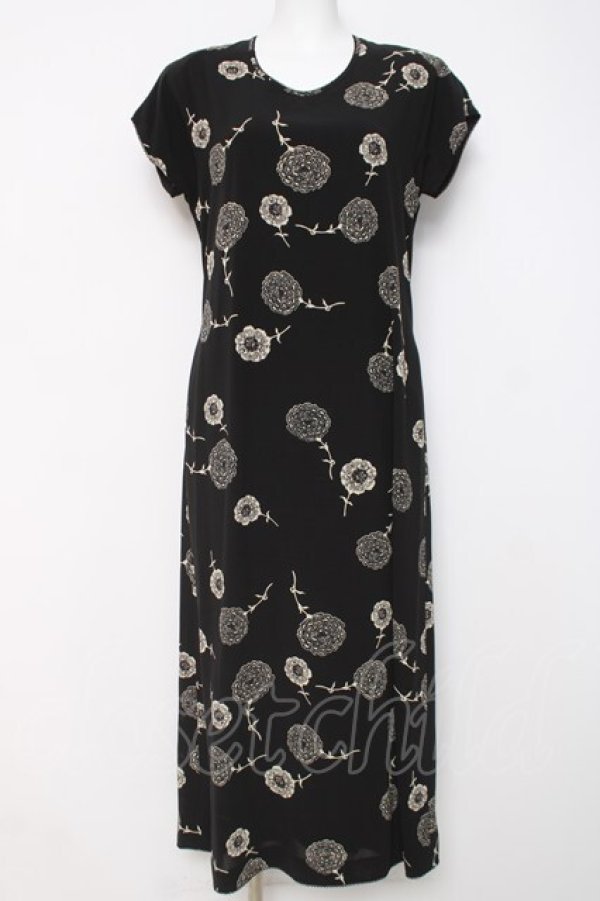 画像1: KANEKO ISAO / カーネーション柄ワンピース F 黒 Y-26-03-20-112-EL-OP-SZ-ZY (1)