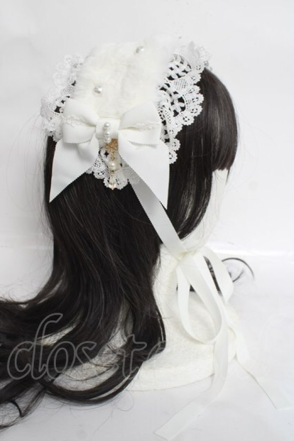 画像3: BABY, THE STARS SHINE BRIGHT / Pearl Fairyファーヘッドドレス  白 Y-26-03-20-014-BA-AC-SZ-ZY (3)