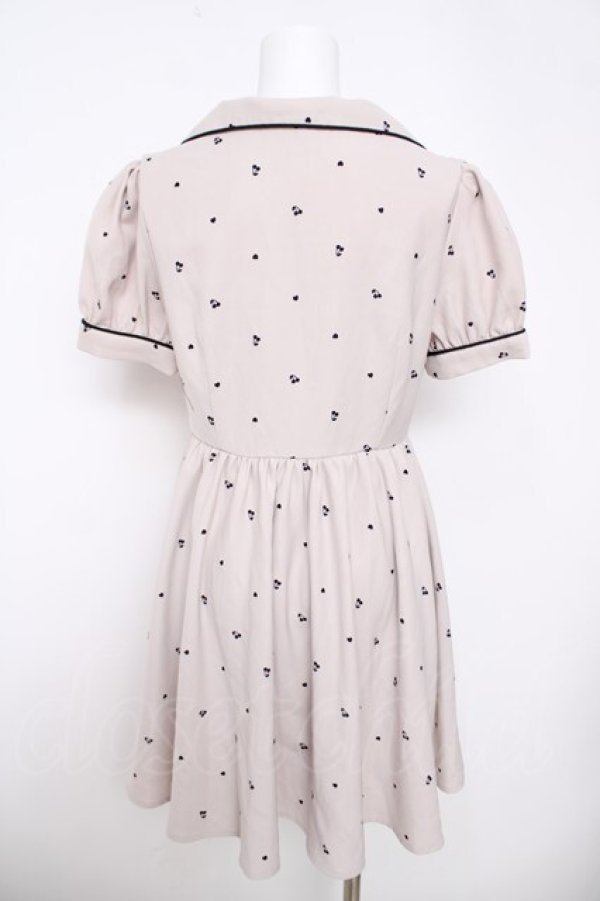 画像2: evelyn / オリジナルハートチェリーワンピース  オフベージュ Y-26-03-22-051-LO-OP-SZ-ZY (2)