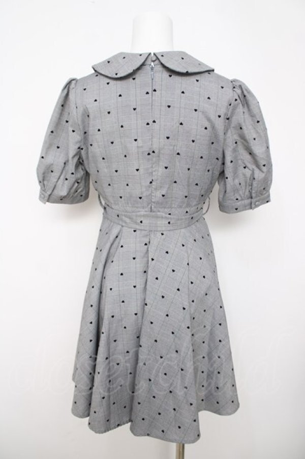 画像2: evelyn / グレンチェックハートドットワンピース  グレー Y-26-03-22-052-LO-OP-SZ-ZY (2)