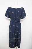 画像2: axes femme / さくらんぼ刺繍ワンピース F 紺 Y-26-03-22-055-AX-OP-SZ-ZY (2)