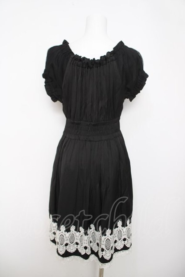 画像2: BPN / 裾刺繍ワンピース  黒 Y-26-03-22-061-GO-OP-AS-ZY (2)