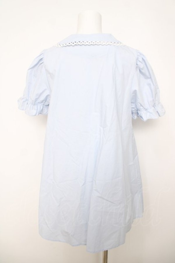 画像2: axes femme POETIQUE / デザイン襟チュニック  サックス Y-26-03-22-036-AX-OP-SZ-ZY (2)