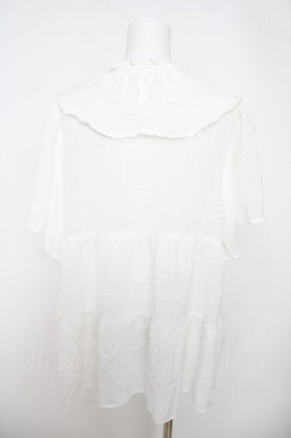 画像2: axes femme / 刺繍襟ティアードチュニック  白 Y-26-03-22-040-AX-BL-SZ-ZY (2)