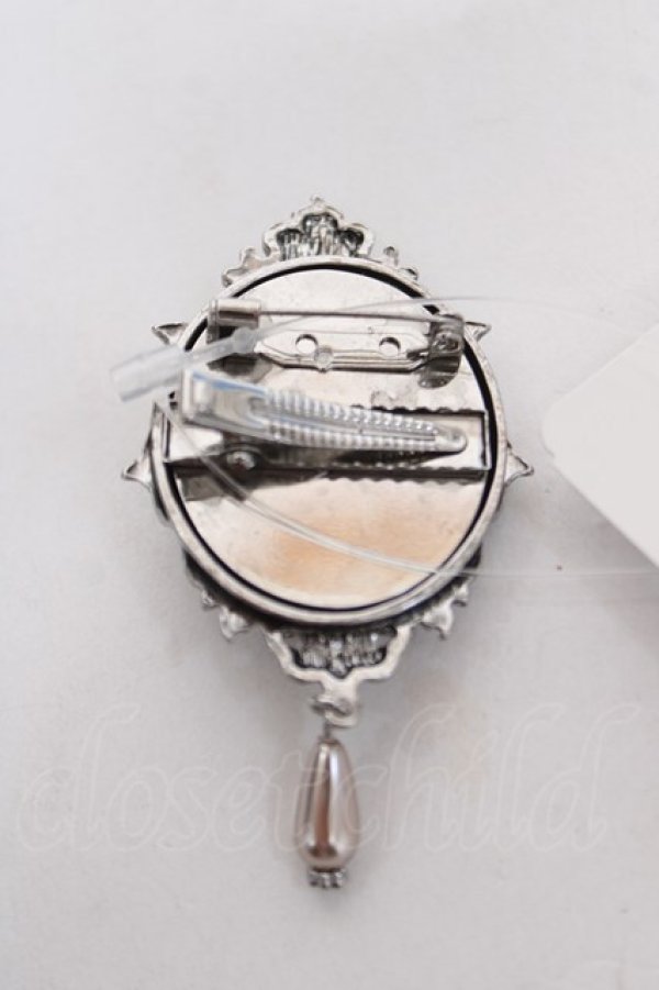 画像2: axes femme / ヴィクトリアンカメオブローチ  黒 Y-26-03-24-004-AX-ZA-SZ-ZY (2)