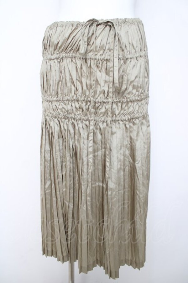 画像1: INGEBORG / ワンウェイプリーツスカート  ベージュ Y-26-03-24-109-LO-SK-SZ-ZY (1)