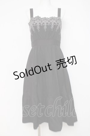 画像: axes femme POETIQUE / スカラップ刺繍キャミワンピース M 黒 Y-26-03-26-057-AX-OP-SZ-ZY