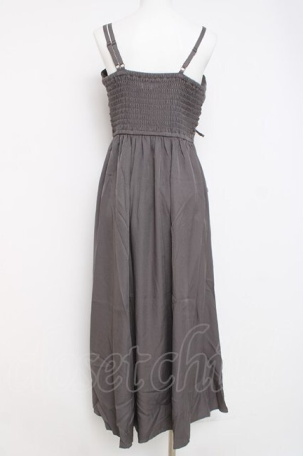 画像2: axes femme / ドロストギャザーキャミワンピース F チャコール Y-26-03-26-060-AX-OP-SZ-ZY (2)