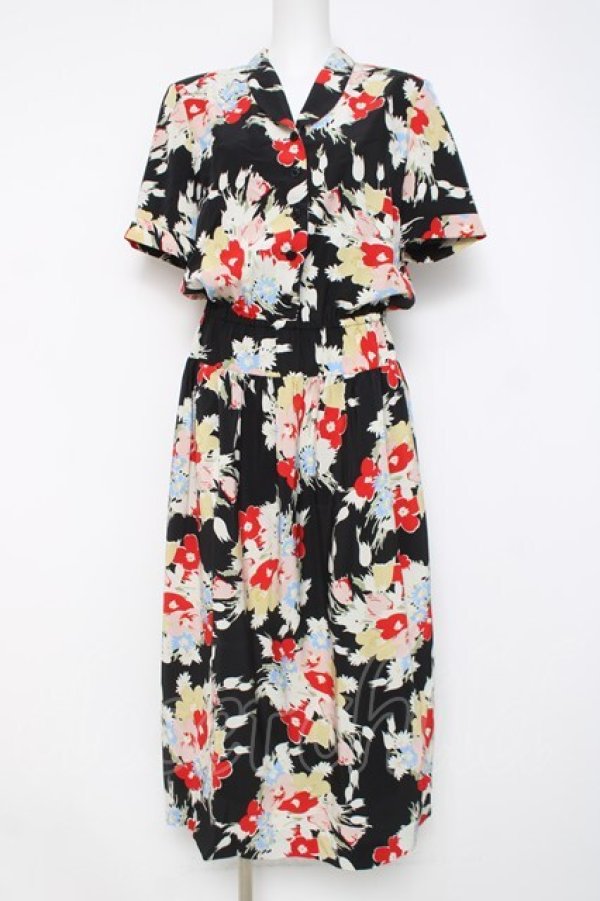 画像1: INGEBORG / 花柄ワンピース  黒 Y-26-03-26-079-LO-OP-SZ-ZY (1)