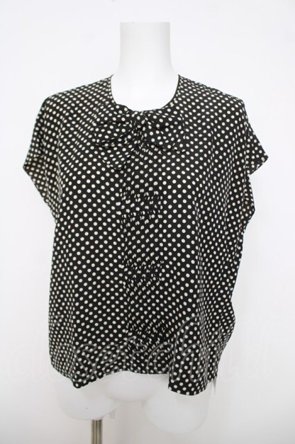 画像1: INGEBORG / リボン付きドットブラウス  黒 Y-26-03-28-059-LO-BL-SZ-ZY (1)