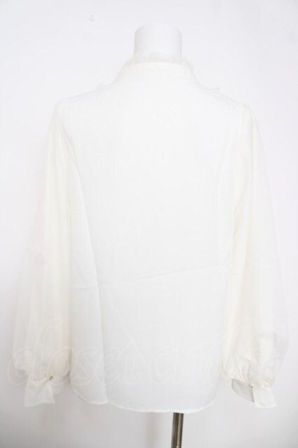 画像2: axes femme / チュールフリルハイネックブラウス F 白 Y-26-03-28-006-AX-BL-SZ-ZY (2)