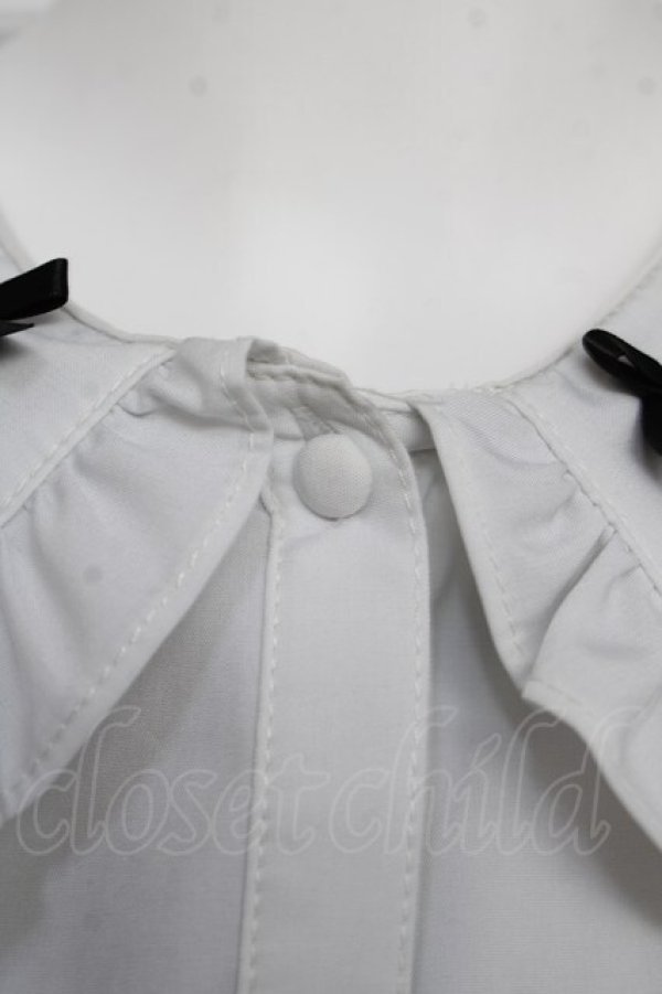 画像3: axes femme POETIQUE / プチリボンビッグ襟ブラウス  白 Y-26-03-30-006-AX-BL-SZ-ZY (3)