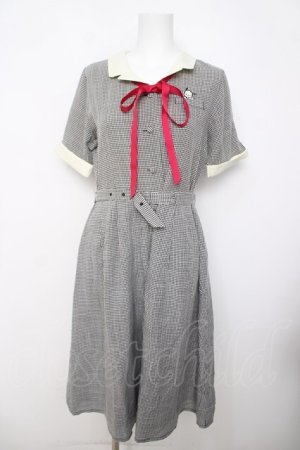 画像: F i.n.t / クレリック開衿ワンピース/ポチャッコ F 黒 Y-26-03-30-085-CA-OP-SZ-ZY