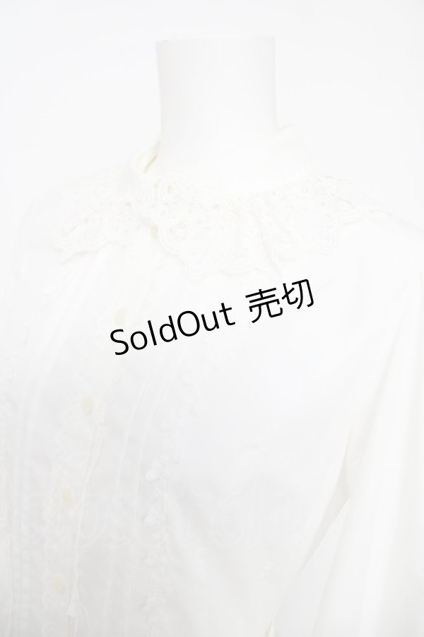 画像3: Innocent World / ケミカルレース丸衿フ?ラウス  生成り Y-26-04-01-078-IW-BL-AS-ZY (3)